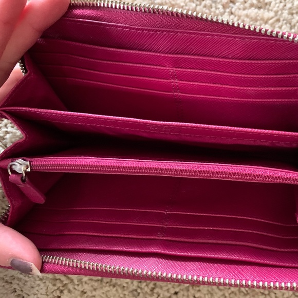 Pink Coach Wallet - Picture 3 of 3